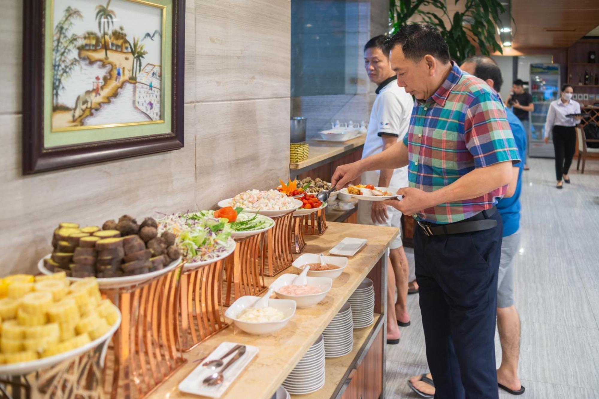 Bien Bac Hotel Móng Cái Kültér fotó